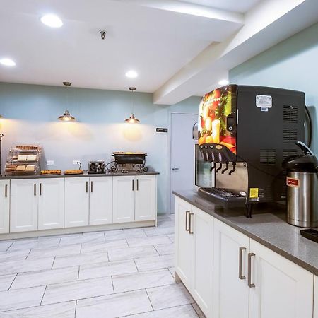 Red Lion Inn & Suites Seaside Esterno foto