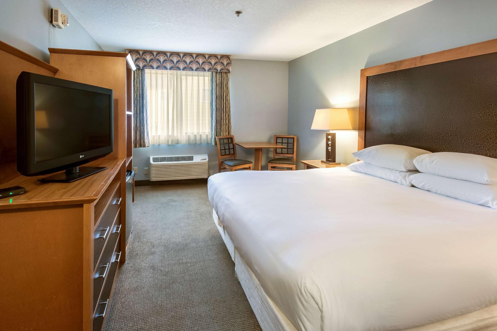 Red Lion Inn & Suites Seaside Esterno foto