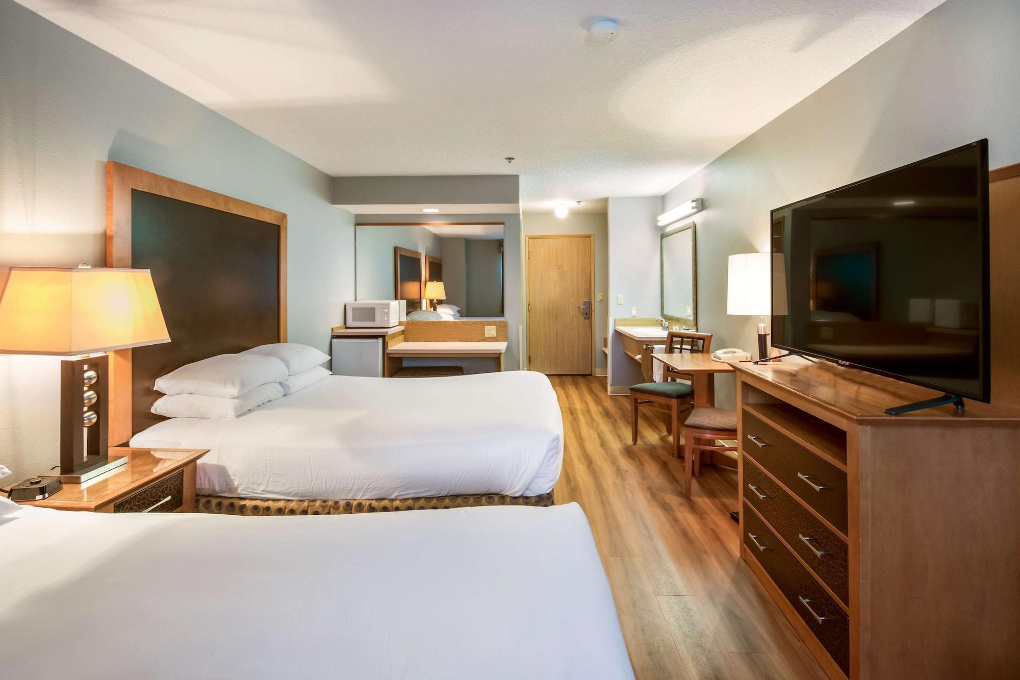 Red Lion Inn & Suites Seaside Esterno foto