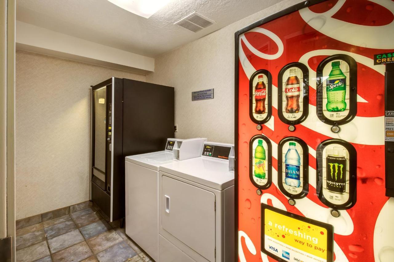 Red Lion Inn & Suites Seaside Esterno foto